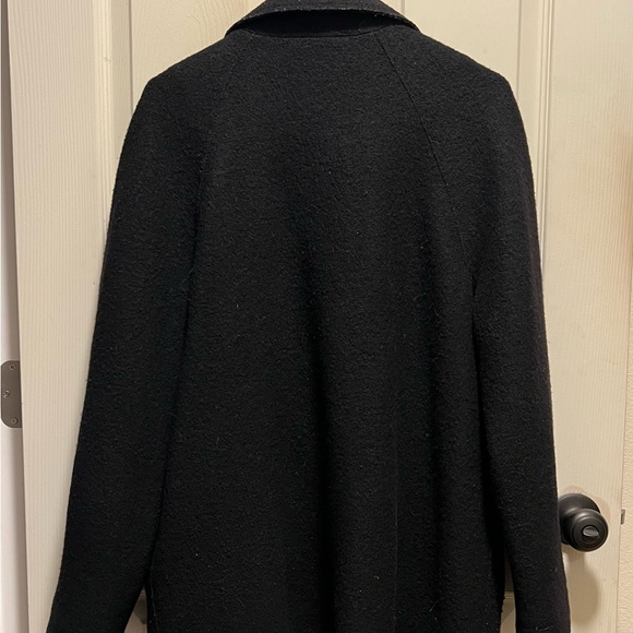 Banana Republic wool peacoat in medium - Picture 3 of 3